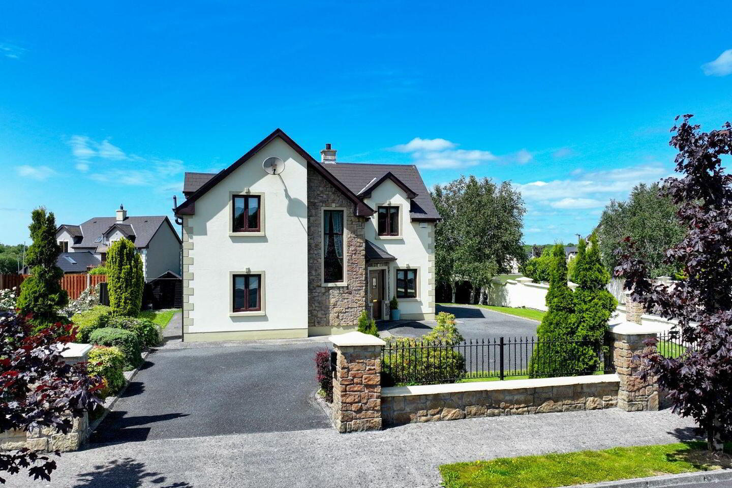 2 Glasheen Park 59 of 60