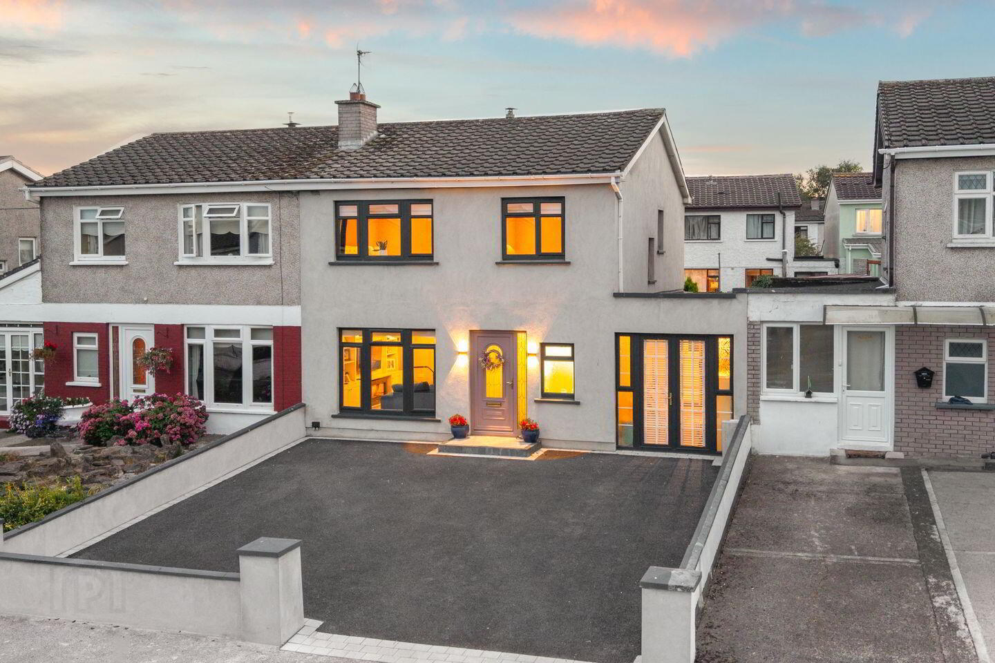 104 Moorefield Park 48 of 49