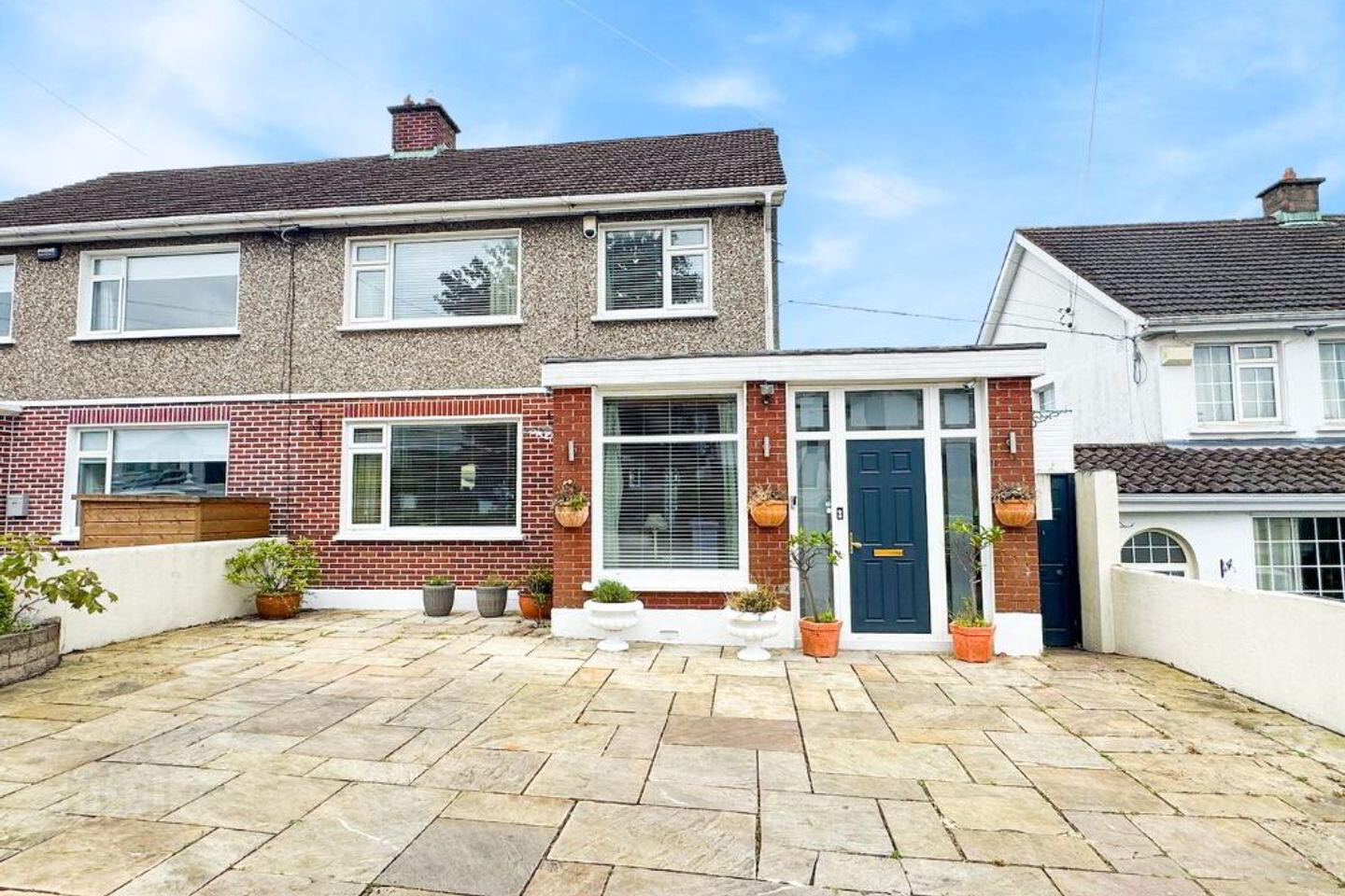 4 Woodlands Avenue 1 of 31