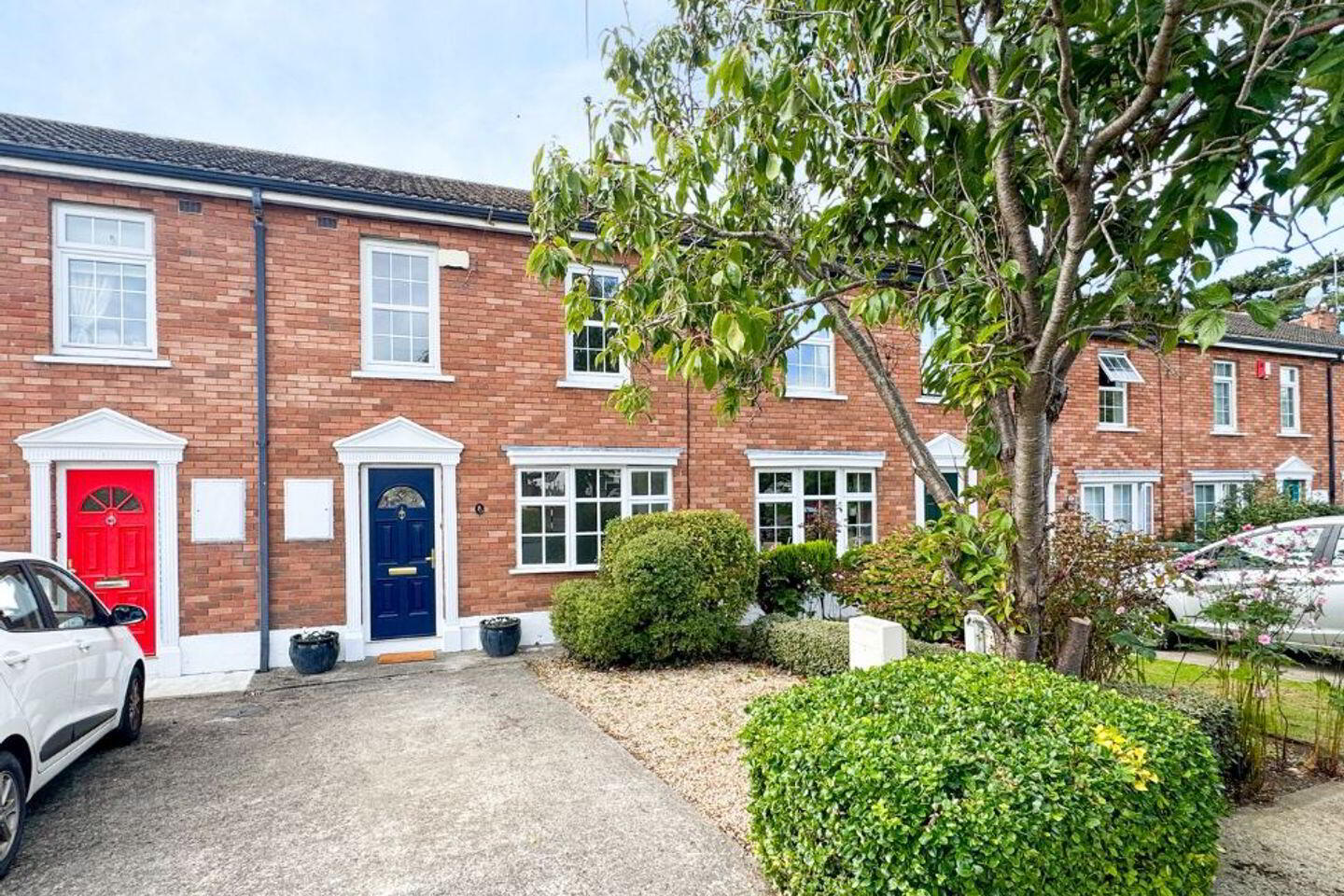8 Stradbrook Close 1 of 24
