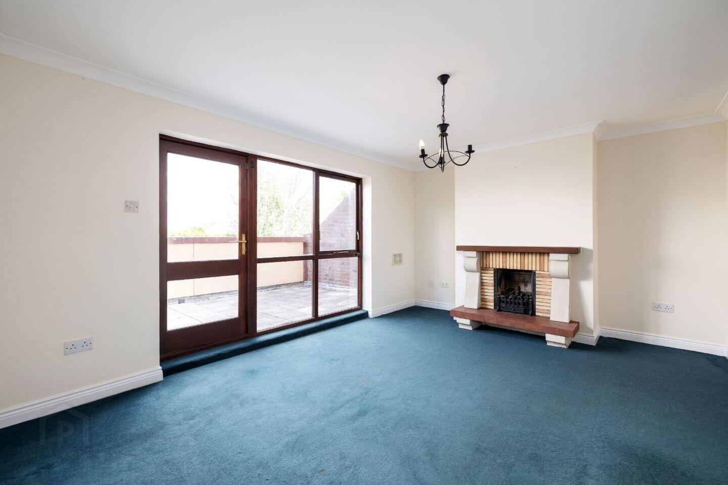 65 Glenmalure Square 2 of 20