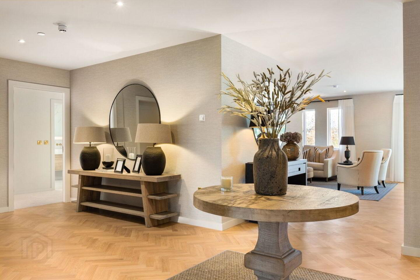 Residence, 22 Woodlands Grove 1 of 39