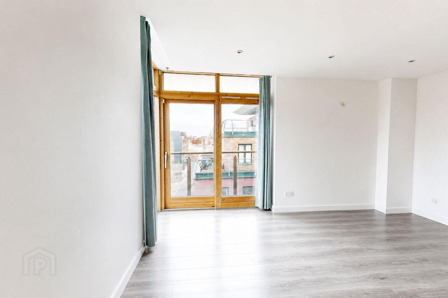 Apartment 28 FIXED PRICE 360 000 NO BIDDING 9 of 10