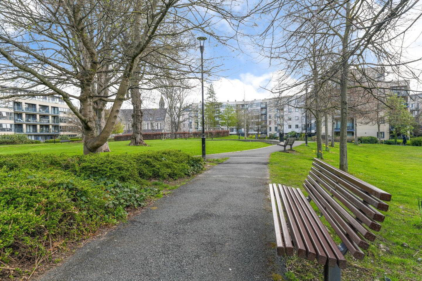 44 Merton Hall 26 of 27