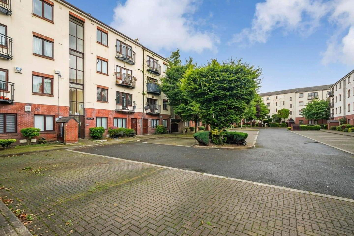 140 Bertram Court 14 of 15
