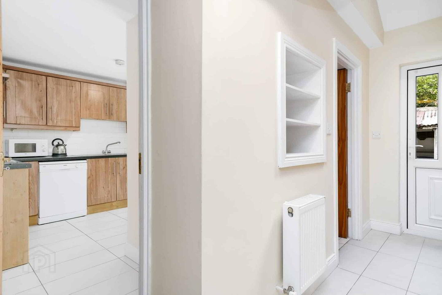 5 Priestfield Cottages 2 of 26