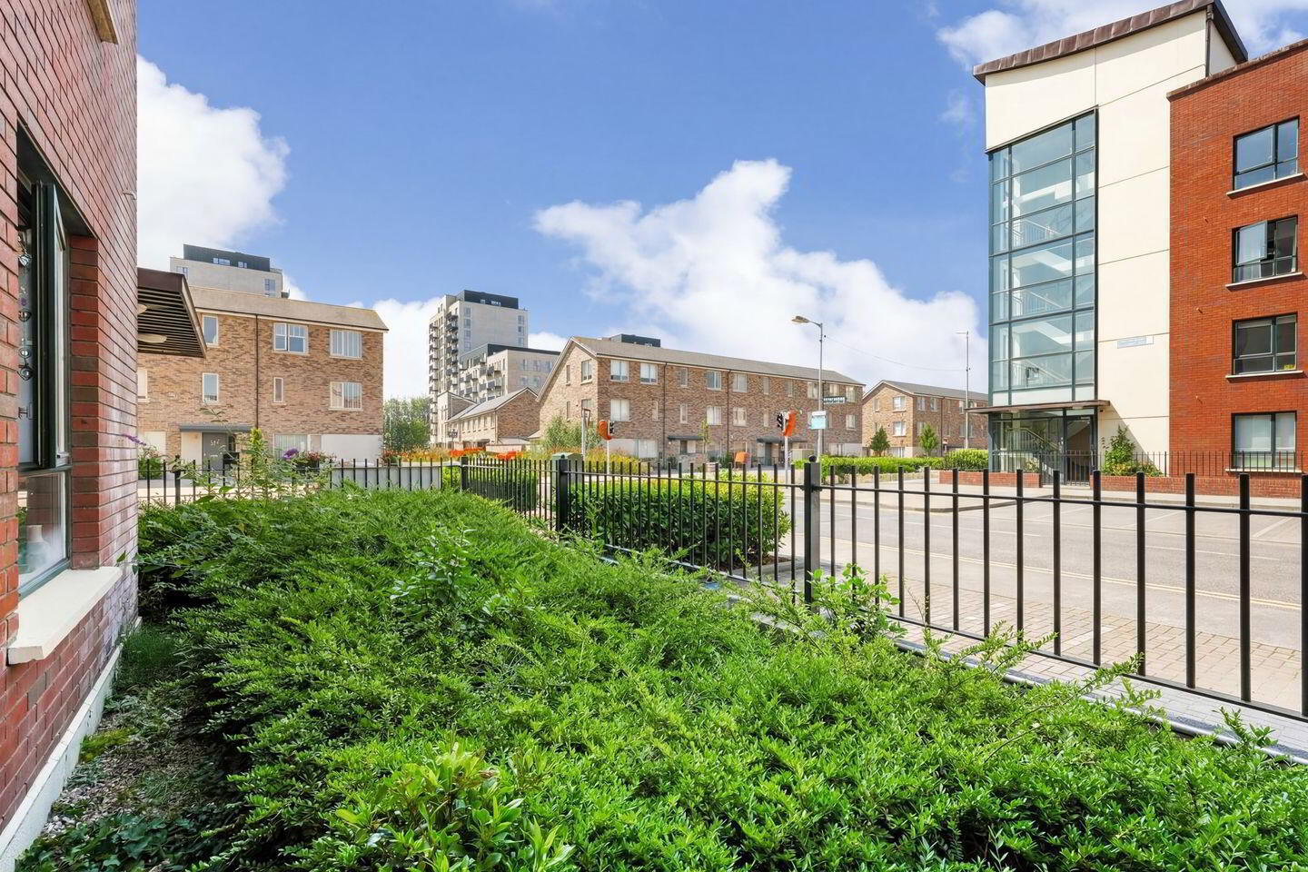 2B Rathborne Way 19 of 20