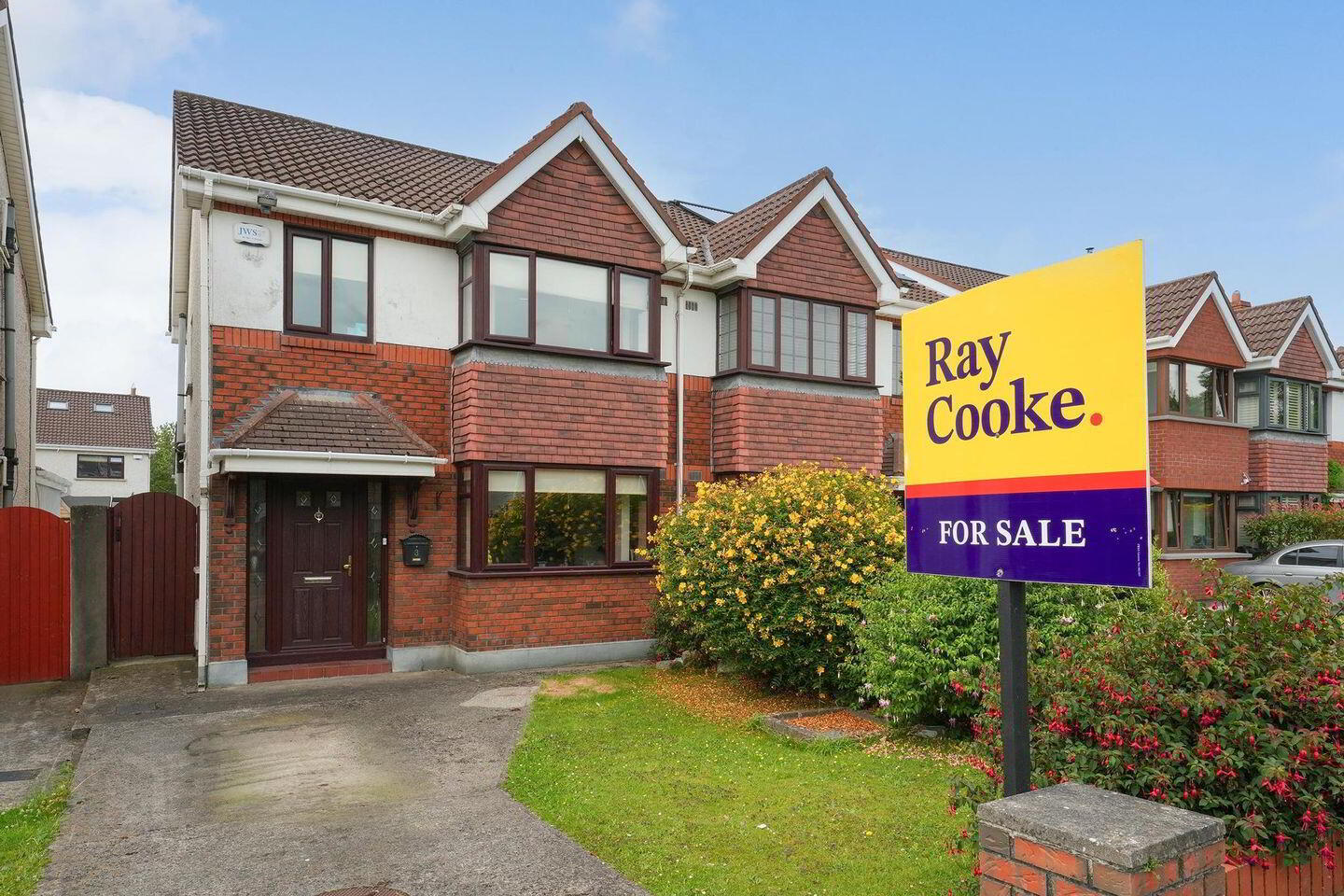 3 Willsbrook Grove 1 of 26