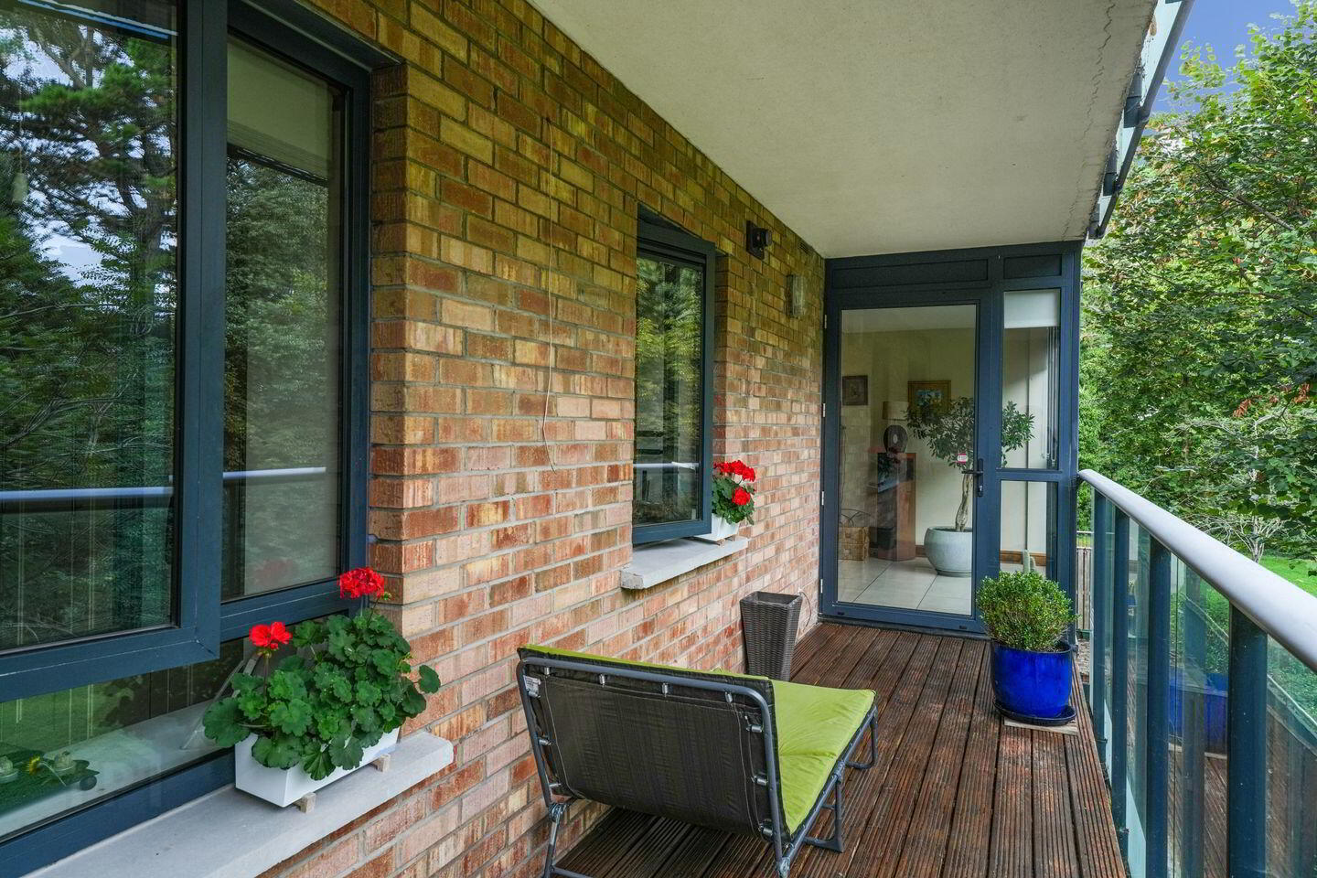 28 Shackleton House 16 of 17