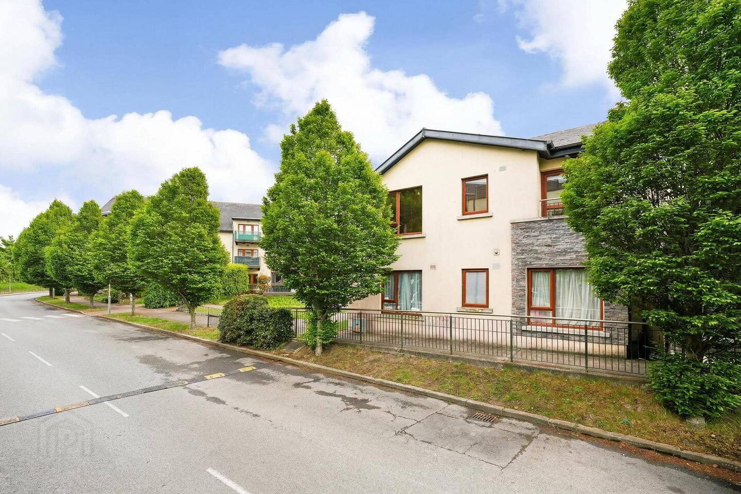 10 Slade Castle Heights 24 of 25
