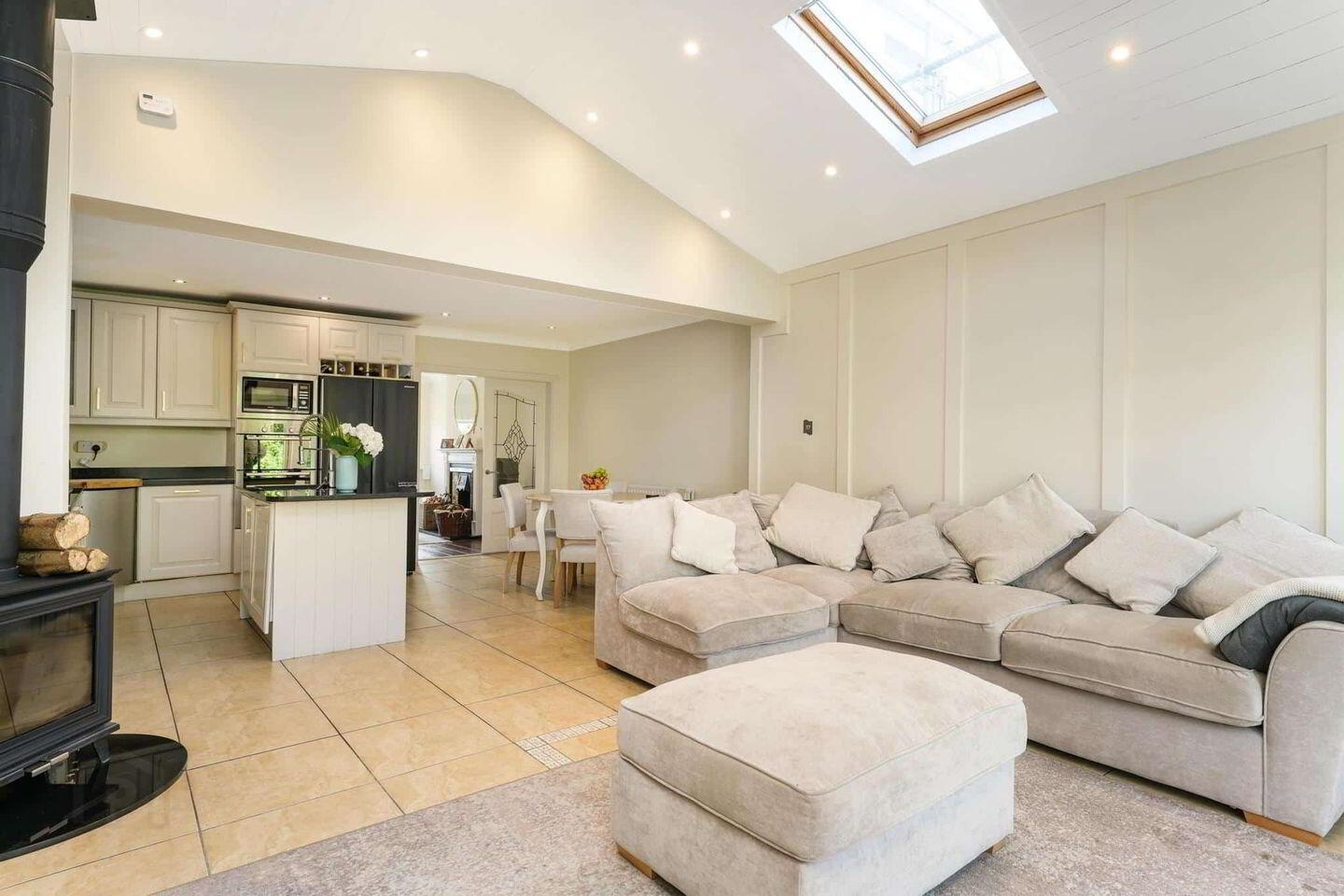 19 Woodvale Avenue 1 of 29