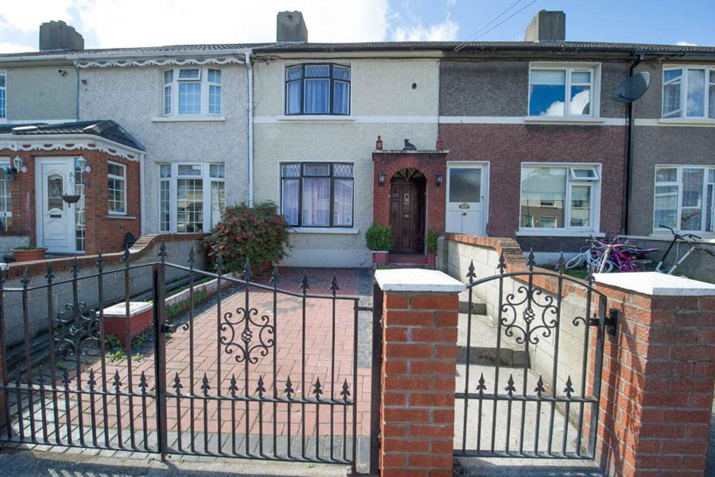 138 Saint Attracta Road 1 of 12