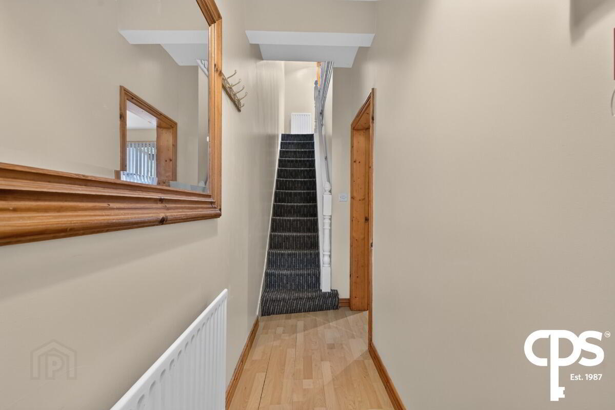 6 Collingwood Avenue 3 of 23