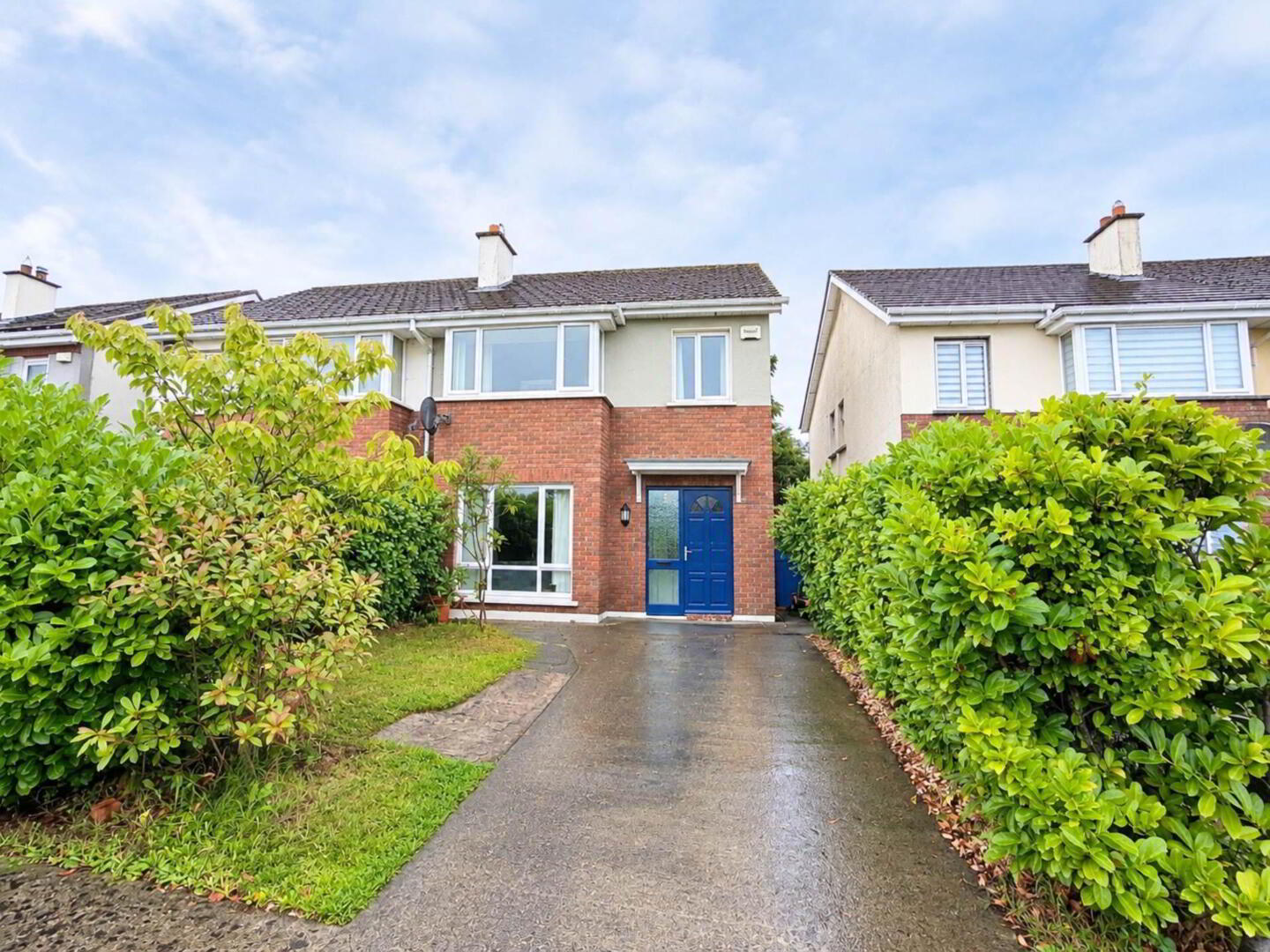 6 Beechgrove 1 of 19
