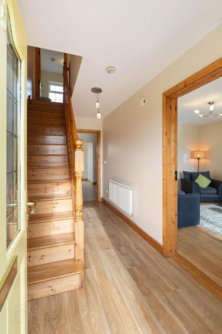 75 Fairgreen Park 3 of 17