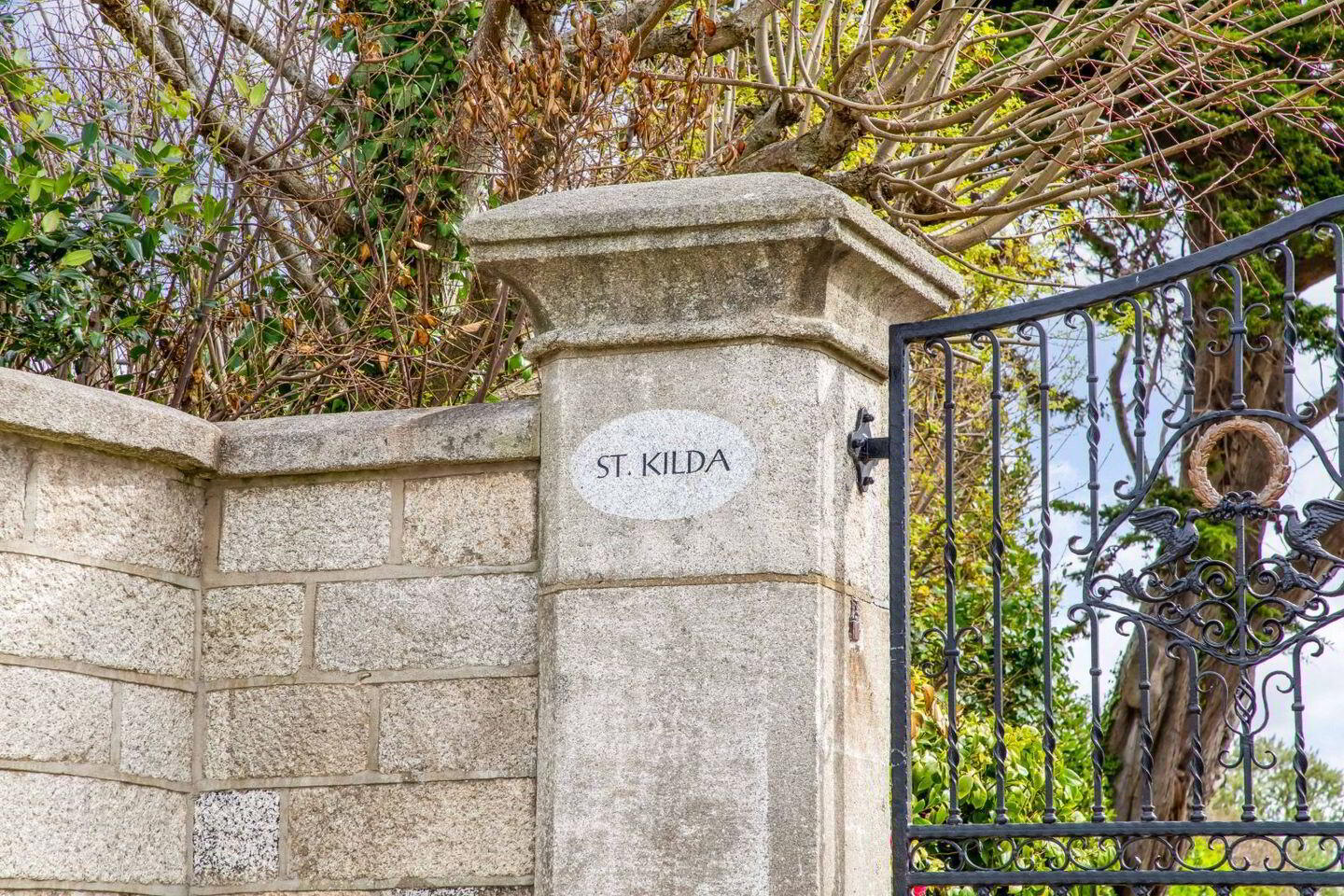 Saint Kilda 2 of 42