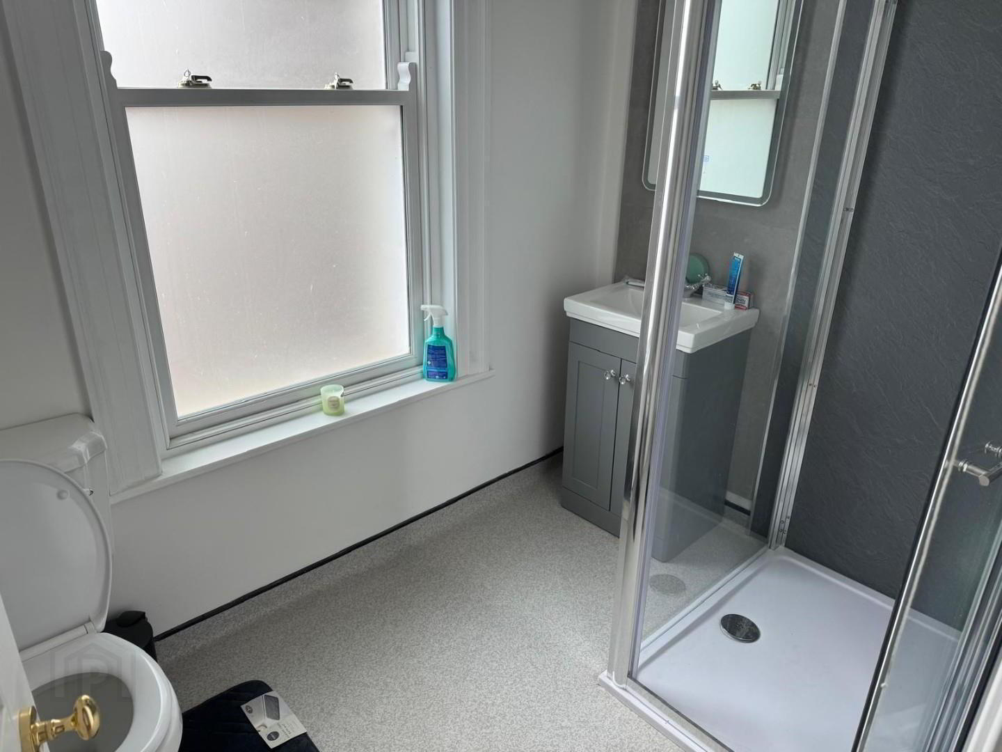 Ground Floor Apartments, 47-51 William Street 7 of 8