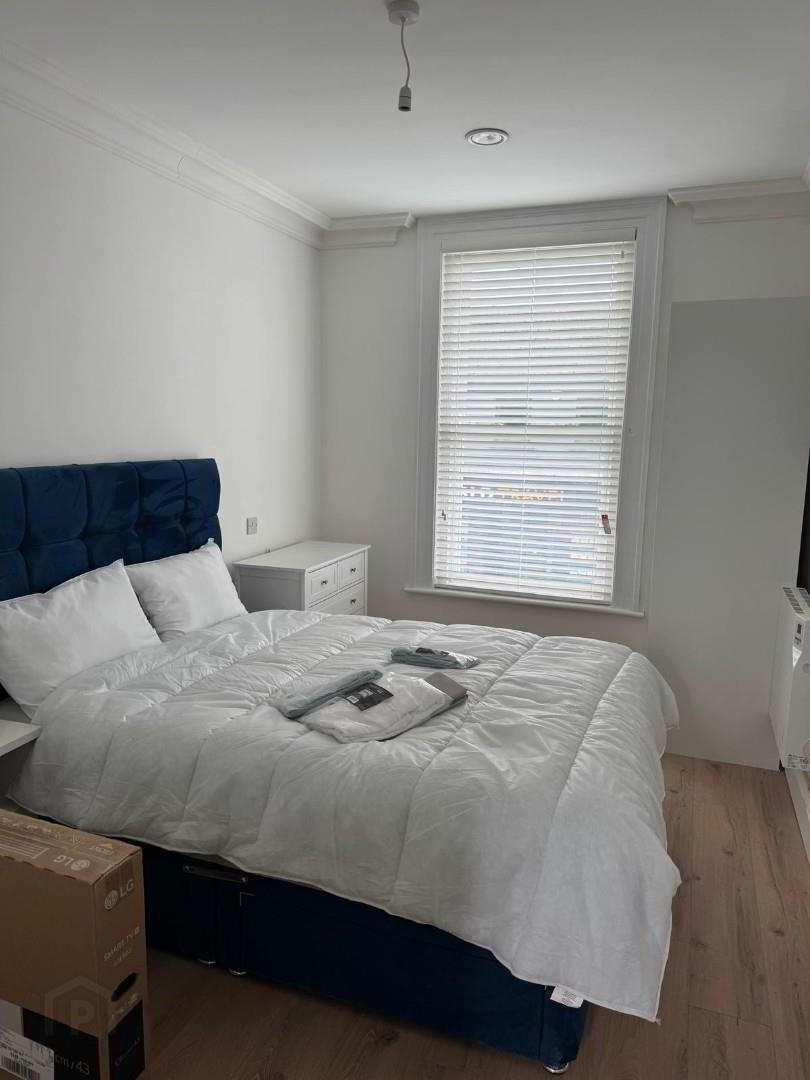 Brand New Edwardian Style Apartments, 47A William Street 8 of 9
