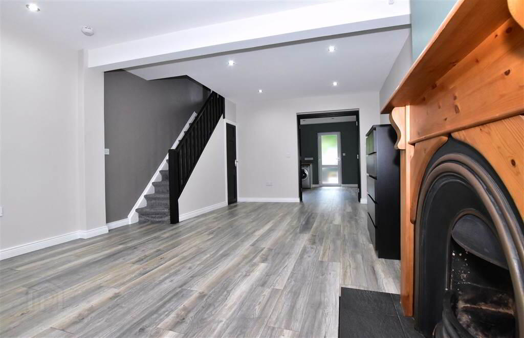 7 Corry Street 3 of 20