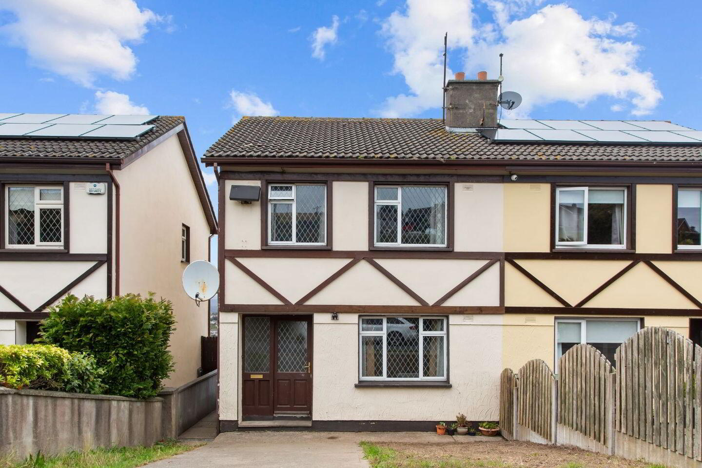 15 Wicklow Heights Court 2 of 14