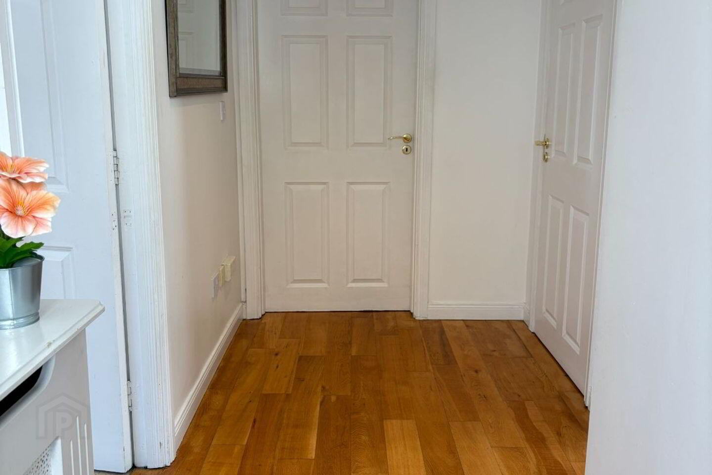 3 Bealing Avenue 2 of 40
