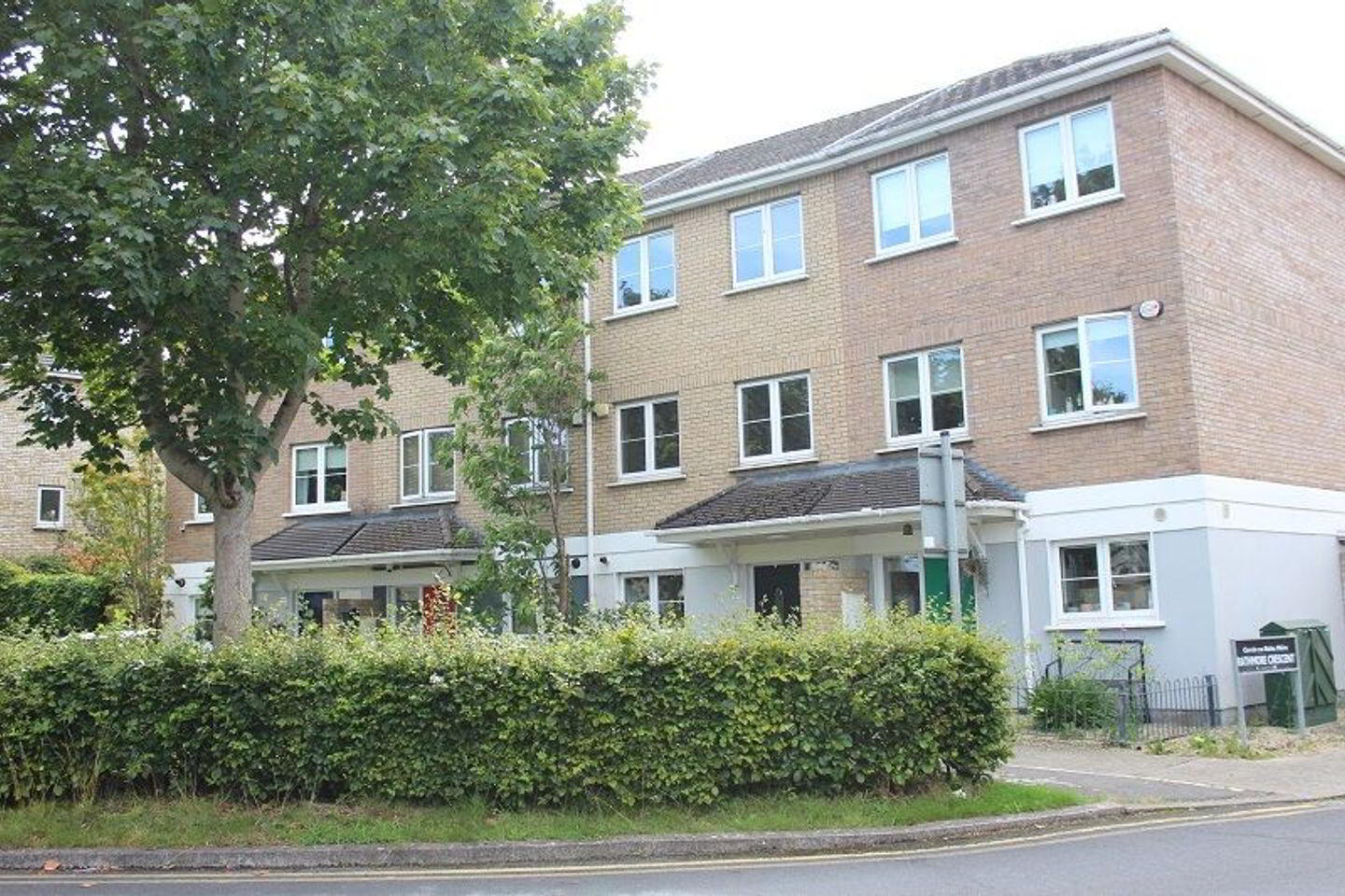 39 Rathmore Village 1 of 33