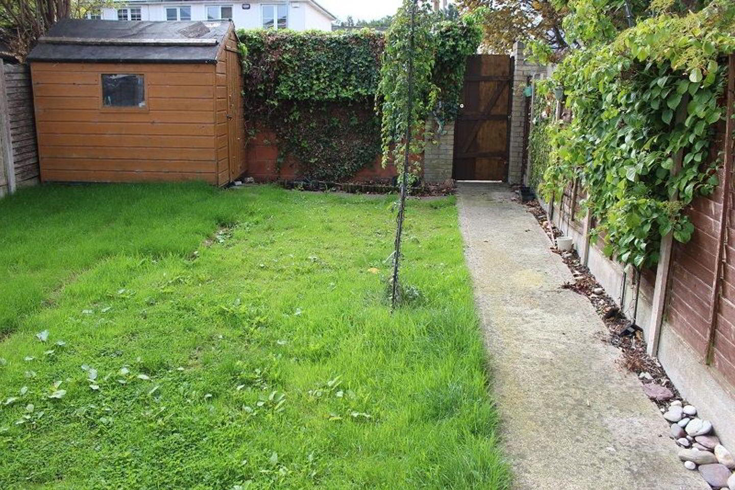39 Rathmore Village 33 of 33