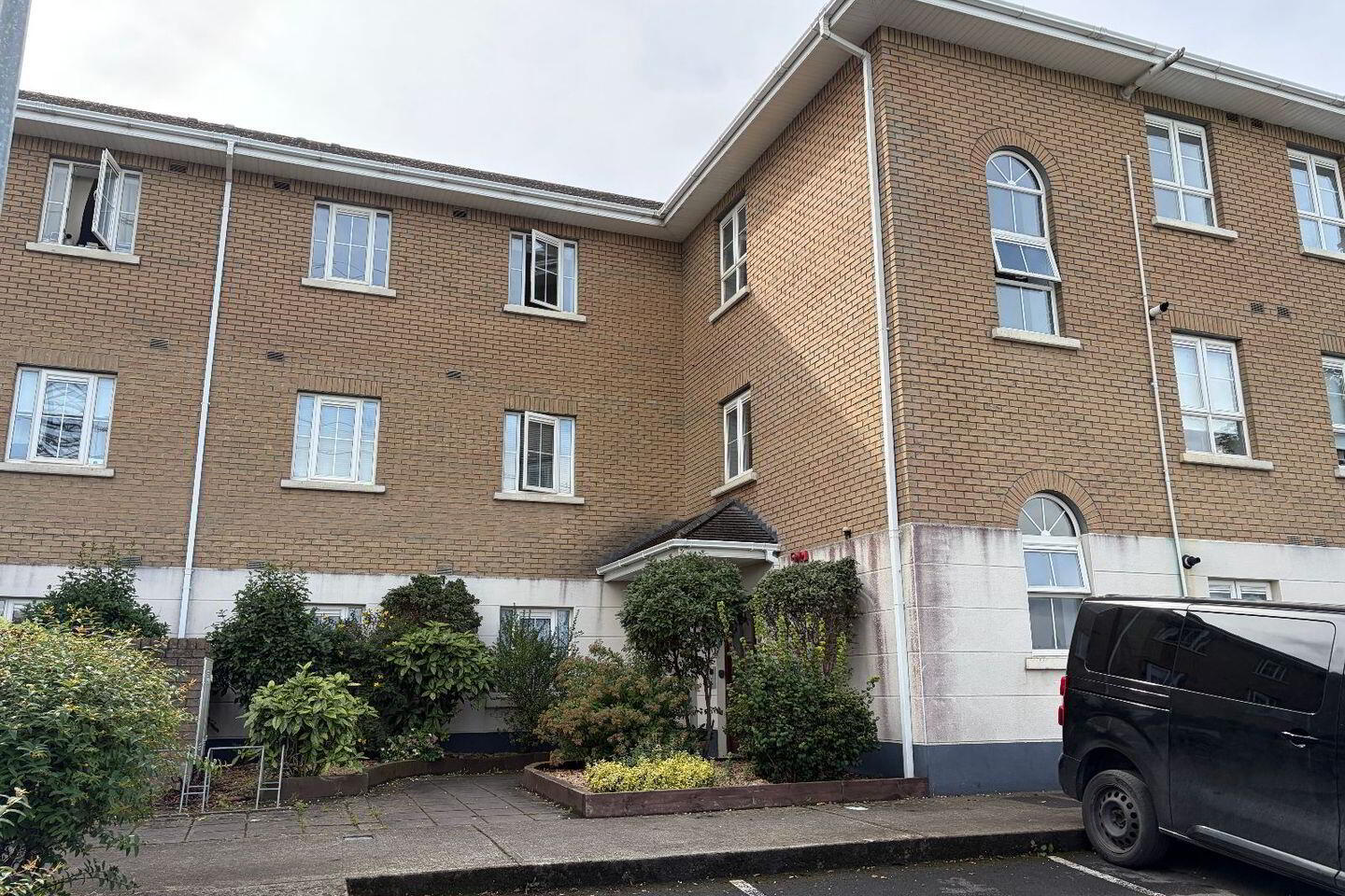 7 Bellgree Square 2 of 22