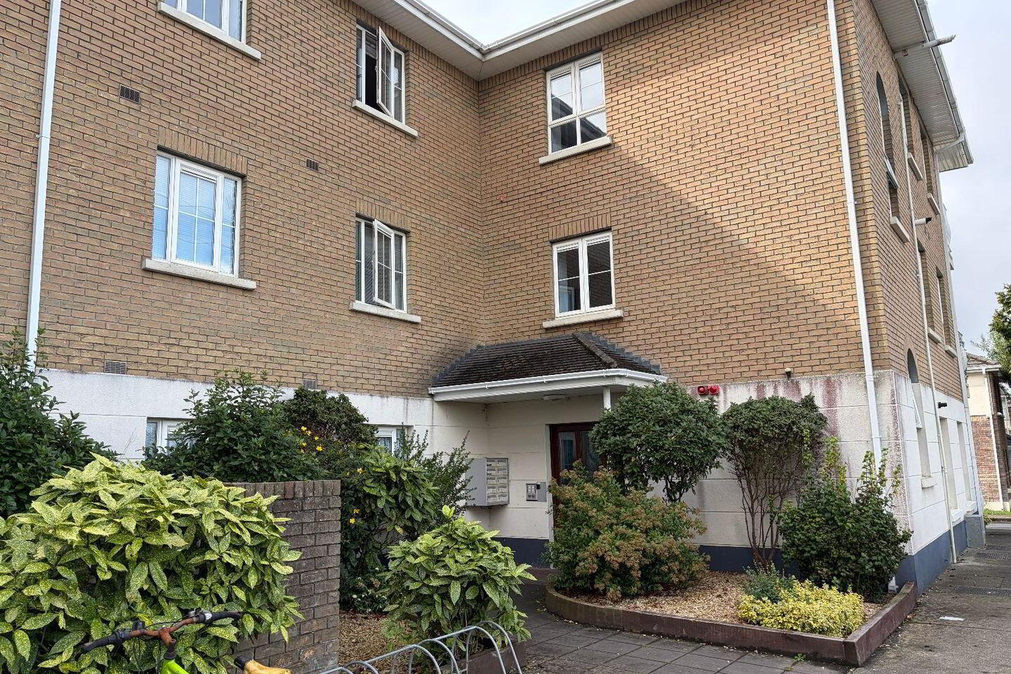 7 Bellgree Square 3 of 22