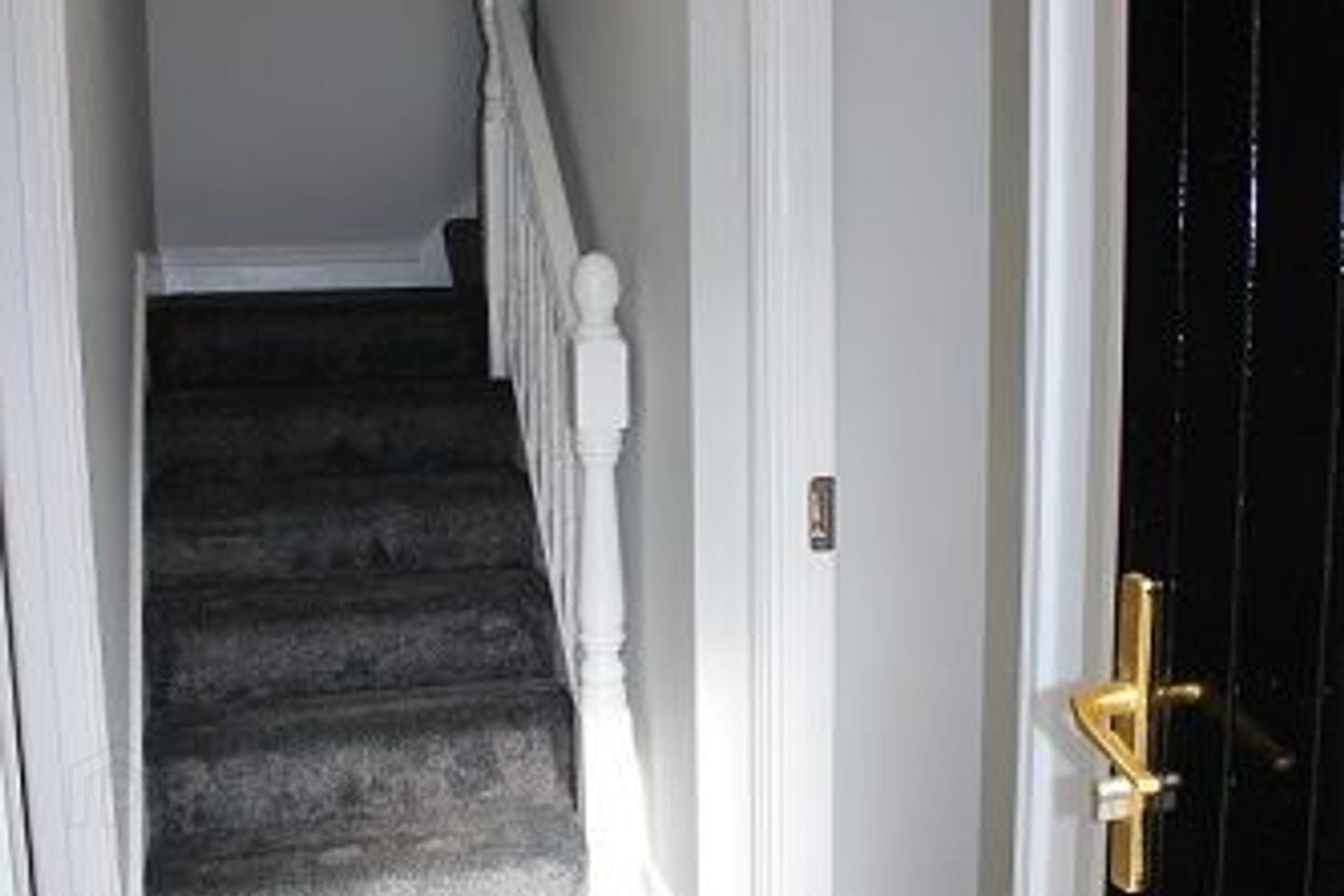 1 Mount Eustace Crescent 3 of 26