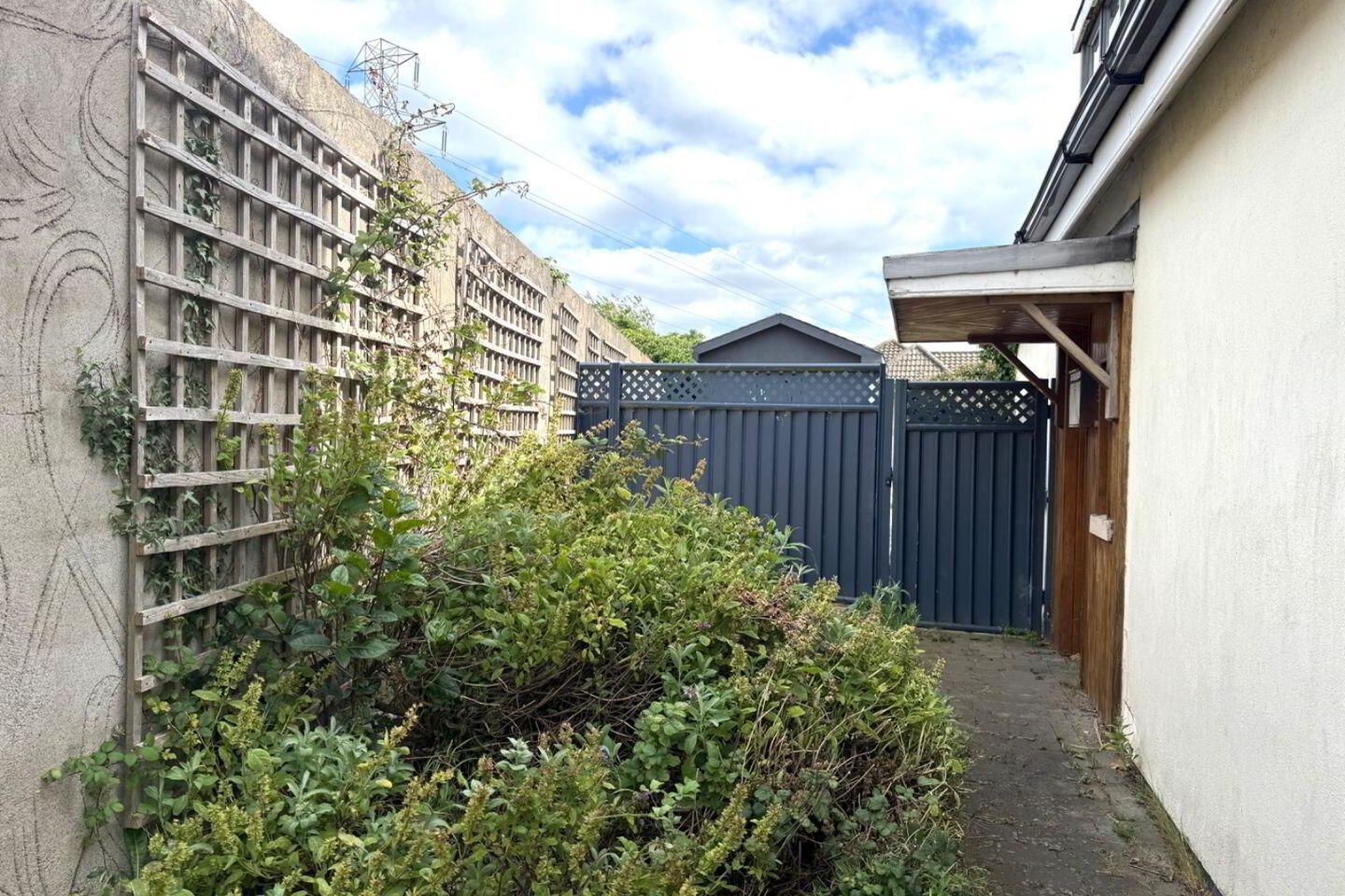 5 Bancroft Court 2 of 50