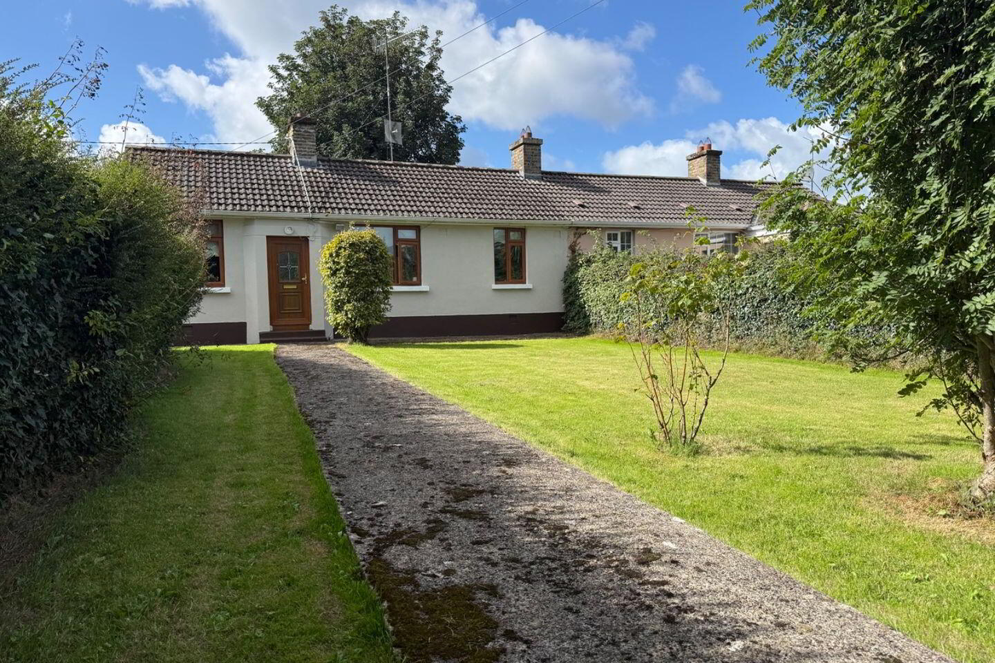 2 Oldcourt Cottages 3 of 34