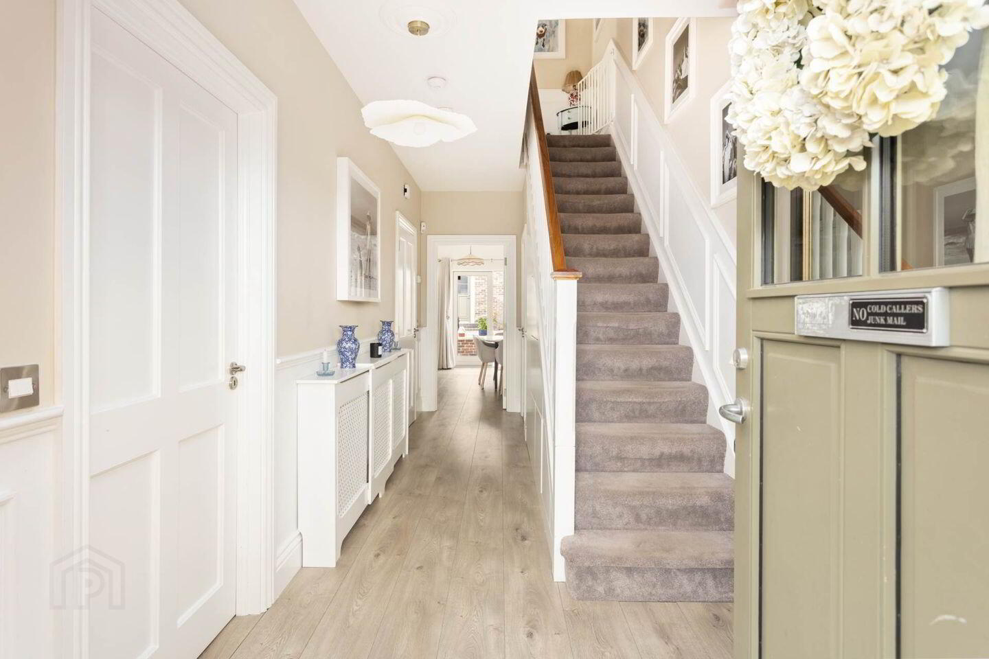13 Oldtown Walk 3 of 29