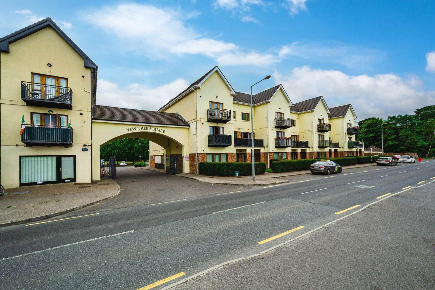 Apt 12 The Lodge, Yew Tree Square 1 of 20