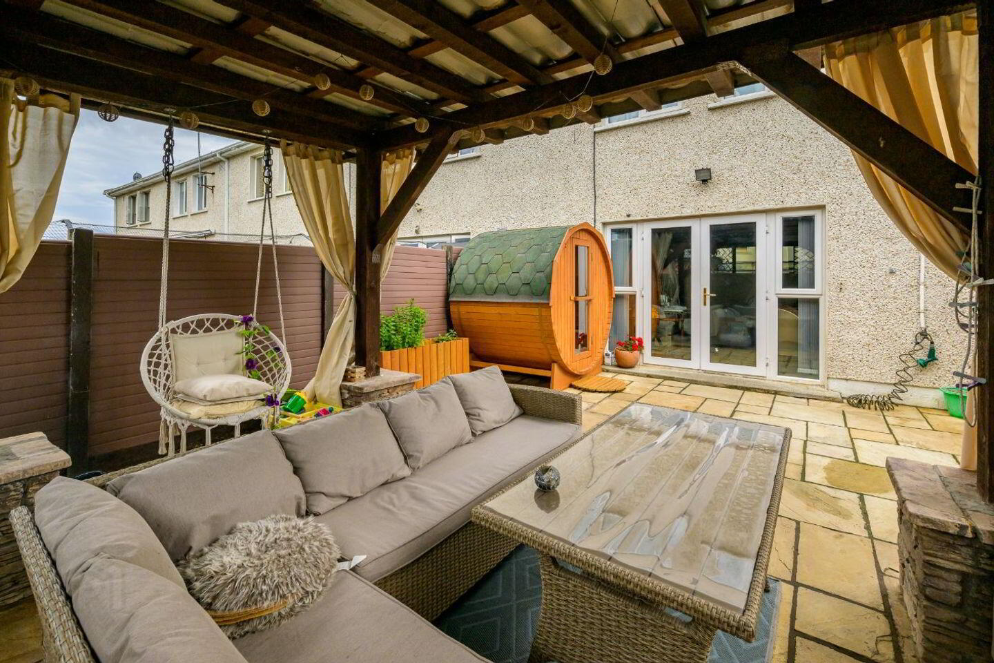 1 Castlemartin Lodge 27 of 28