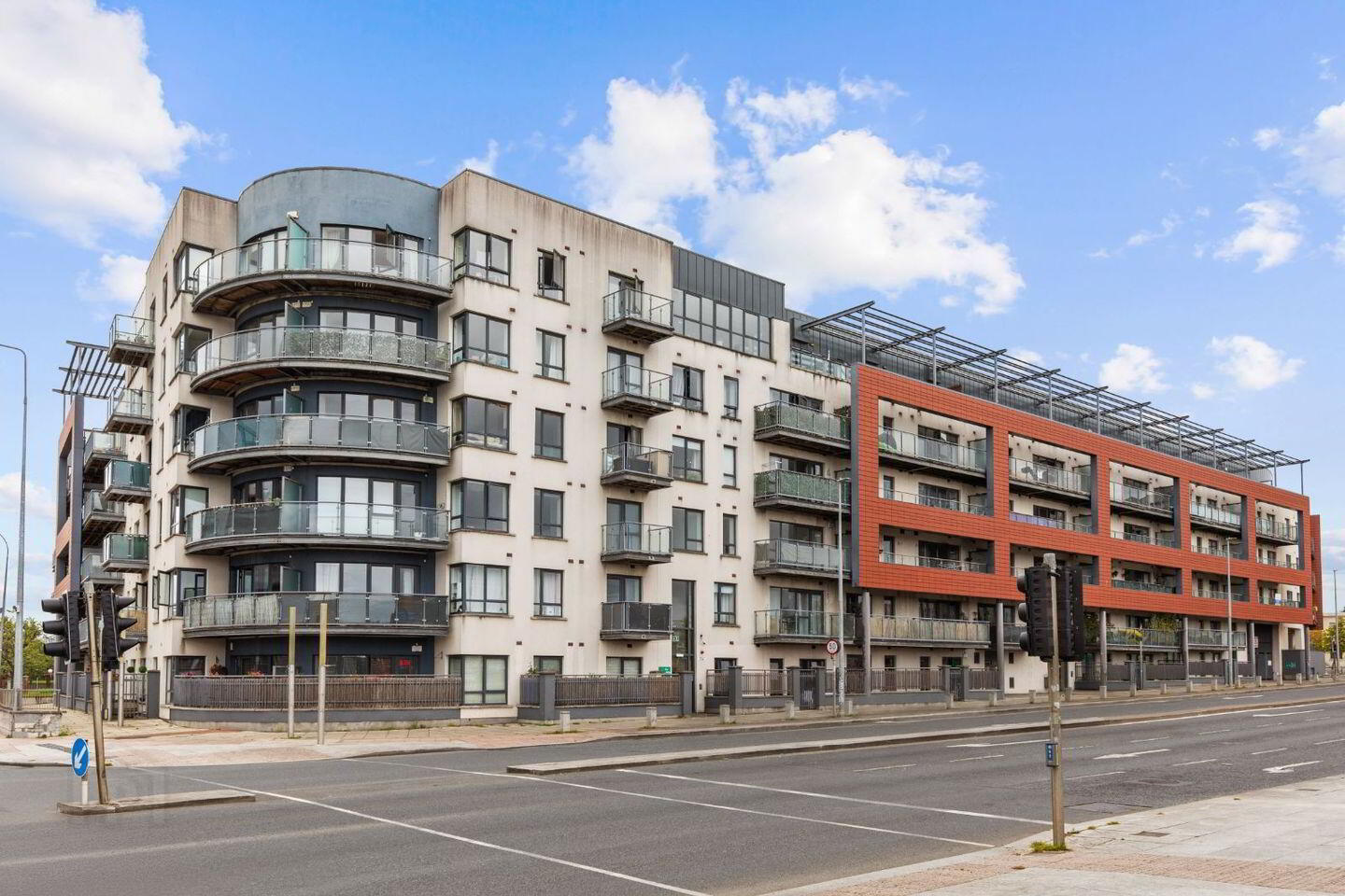 Apartment 40 Block B Westend Gate 1 of 10
