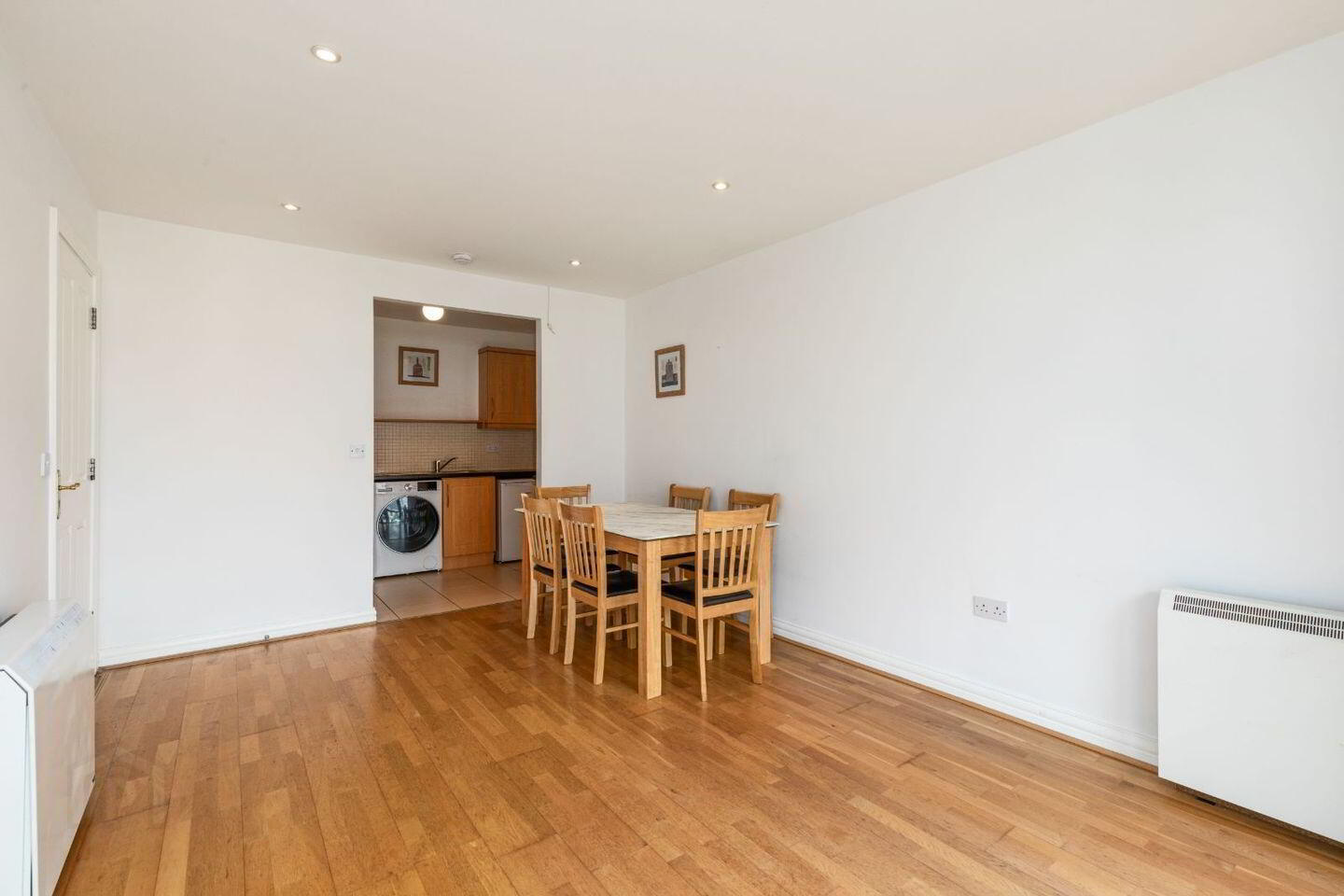 Apartment 40 Block B Westend Gate 3 of 10