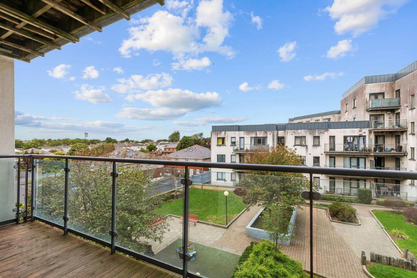 Apartment 40 Block B Westend Gate 9 of 10