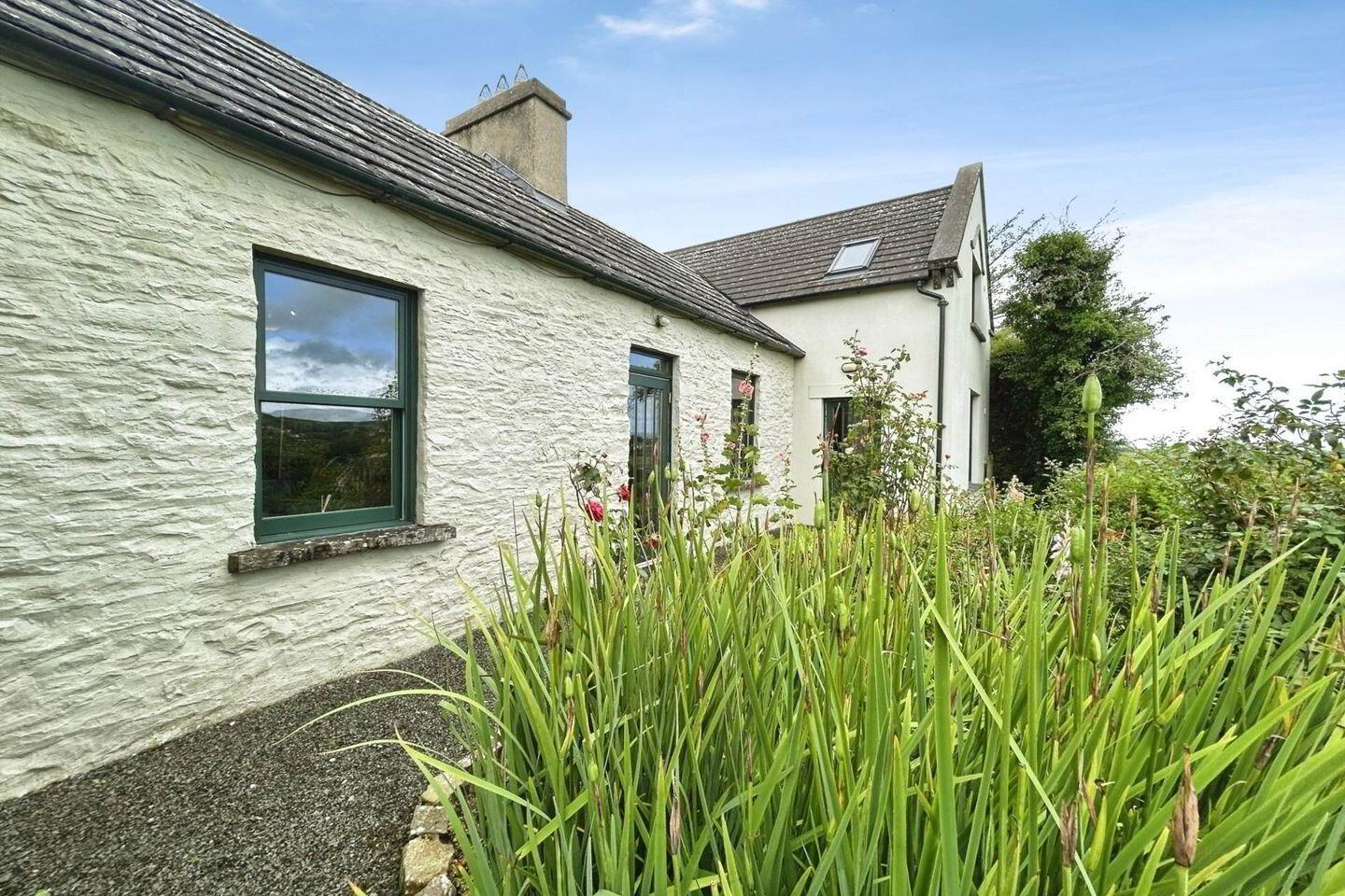 Monreel North Farmhouse 2 of 74