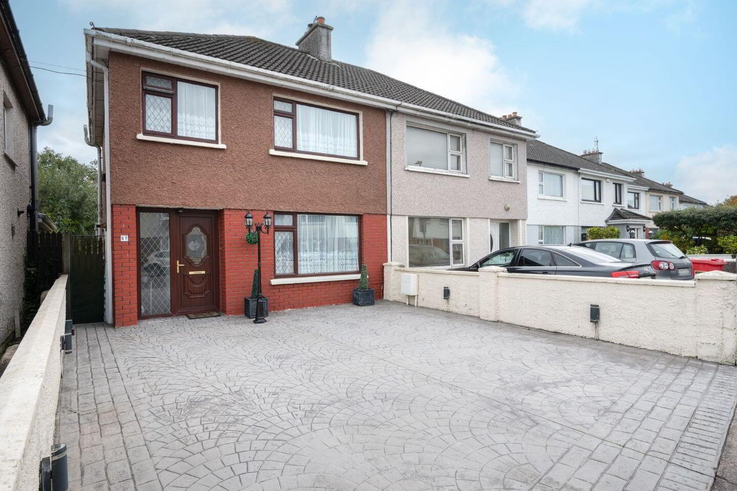 87 Donscourt 2 of 48