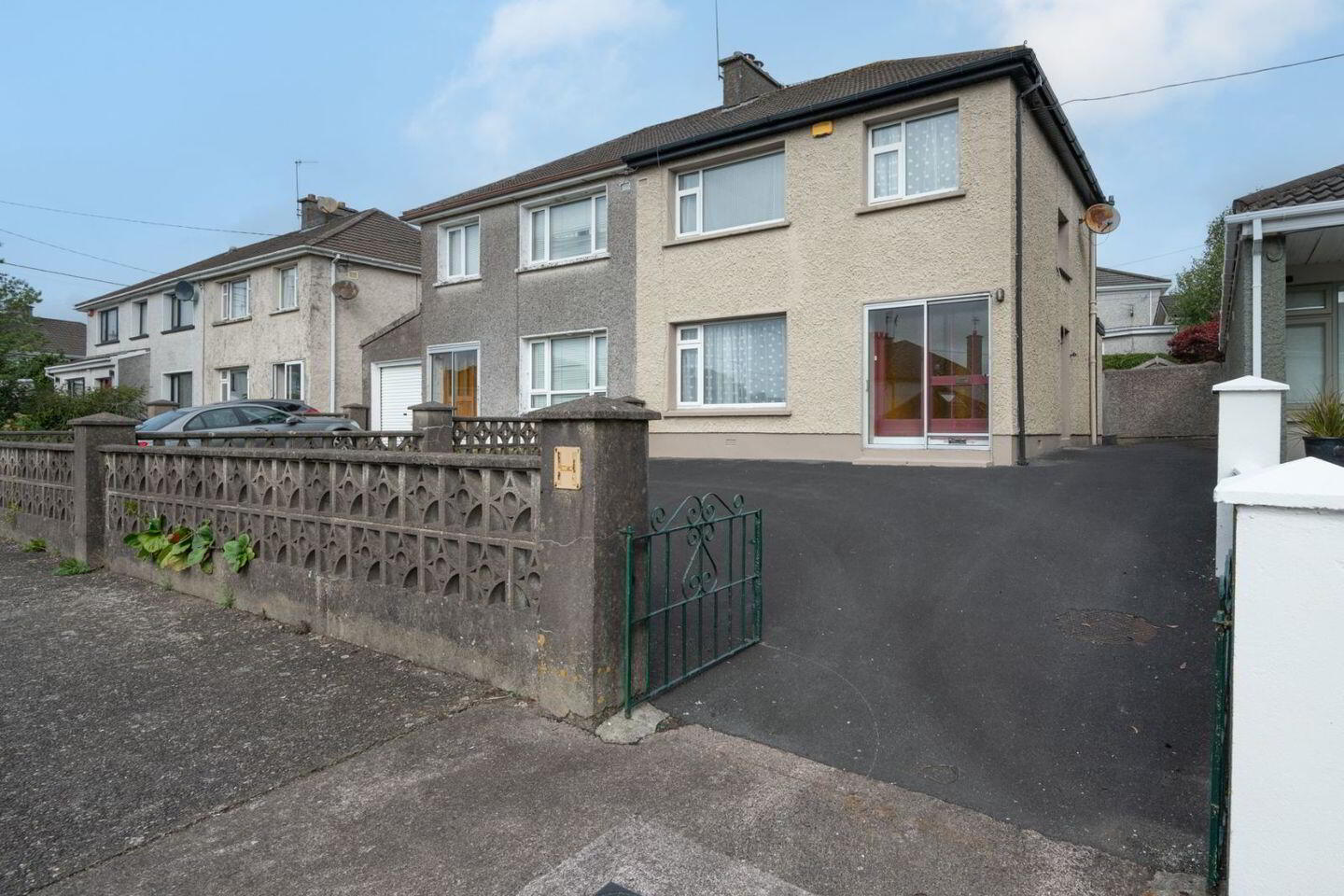 4 Summerstown Avenue 2 of 34