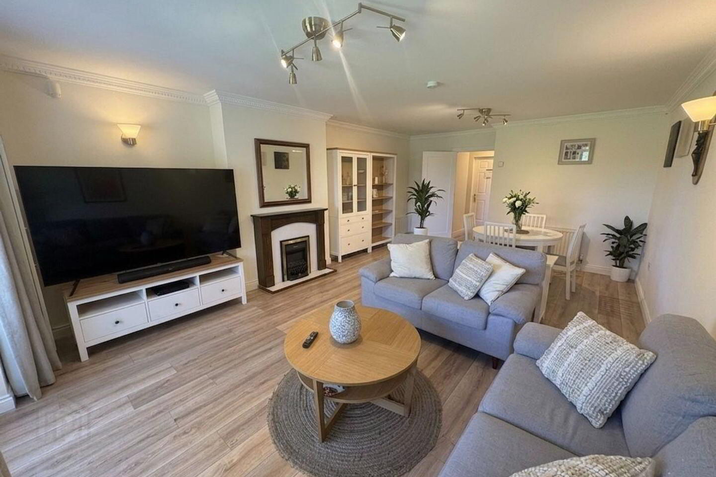 Apartment 15 Citywest Golfing Apartments 2 of 10