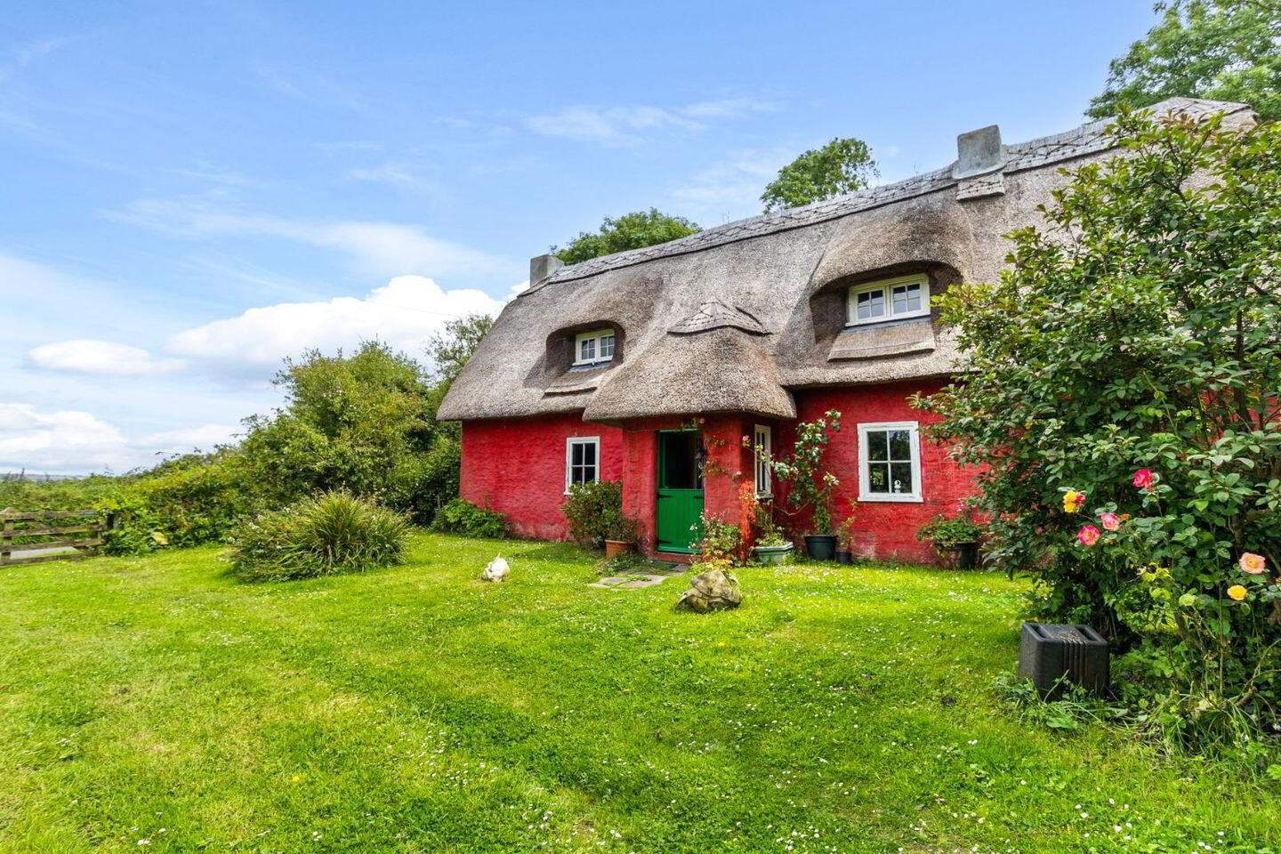 Fairgreen Cottage 3 of 28