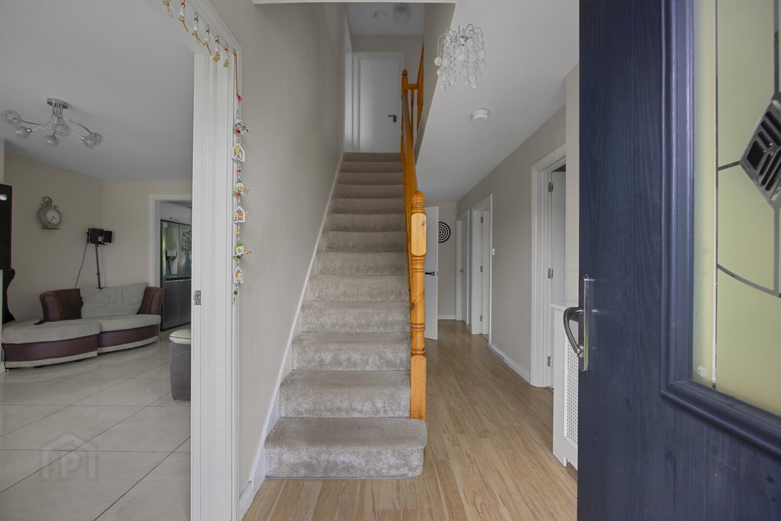 11 Aylesbury Road 2 of 29