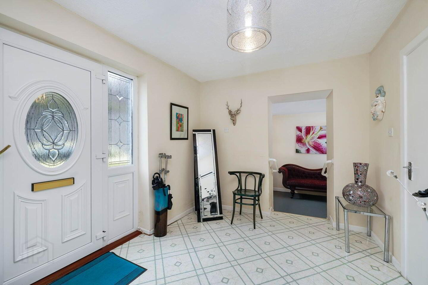 5 Georges Square 2 of 44