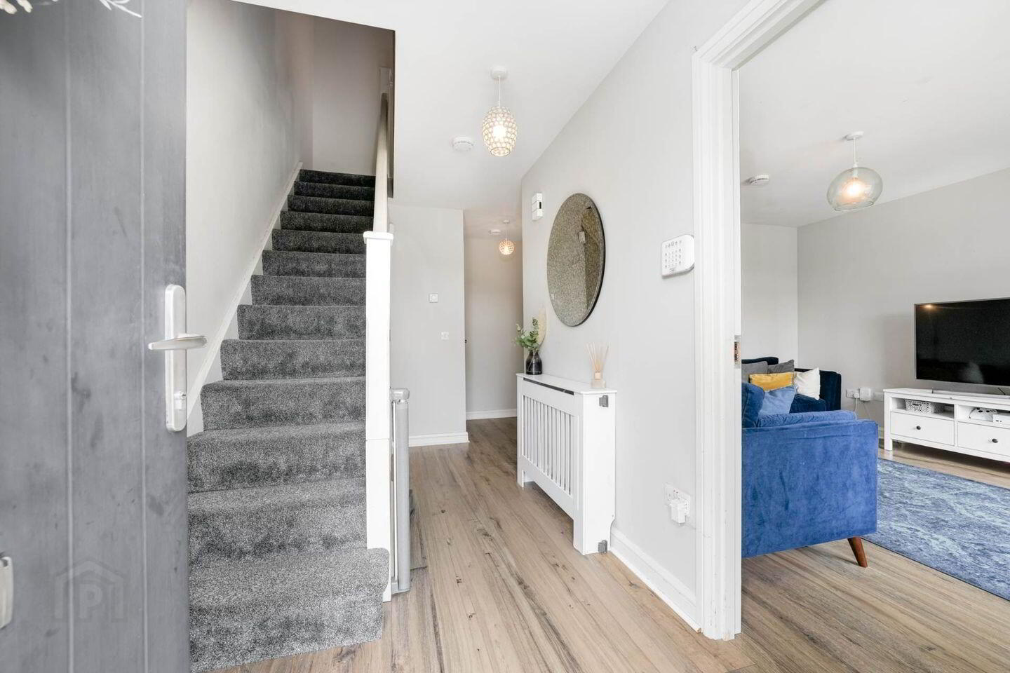 5 Taylor Hill Way 3 of 28