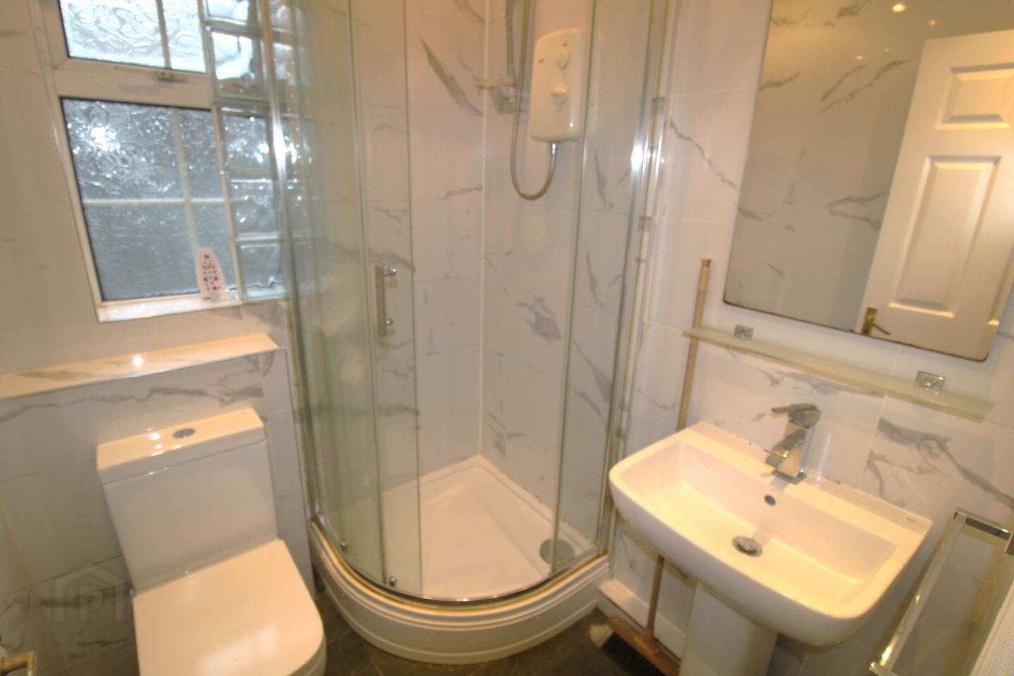 24 Kirwan Street Cottages 9 of 9
