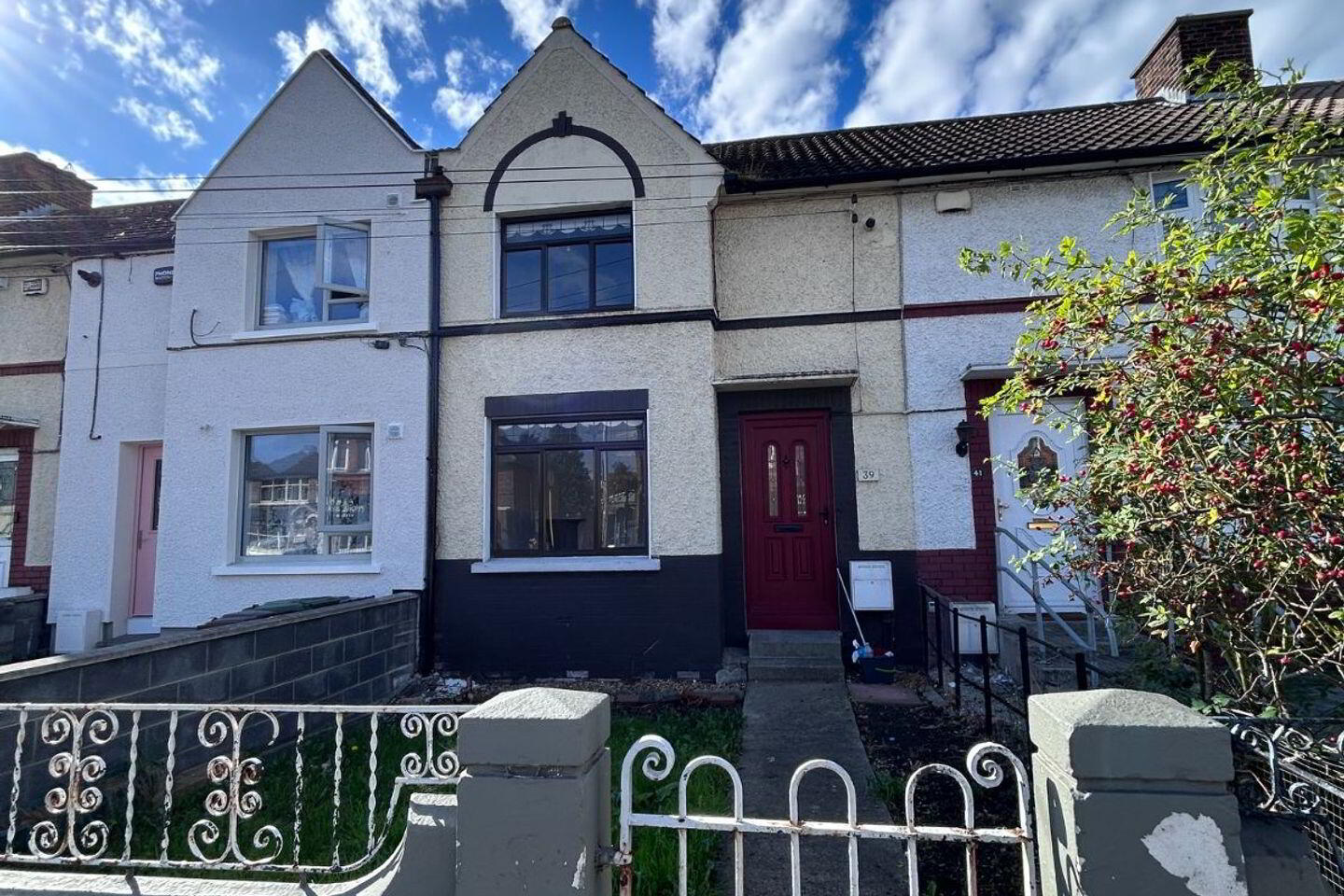 39 Faussagh Avenue 1 of 17