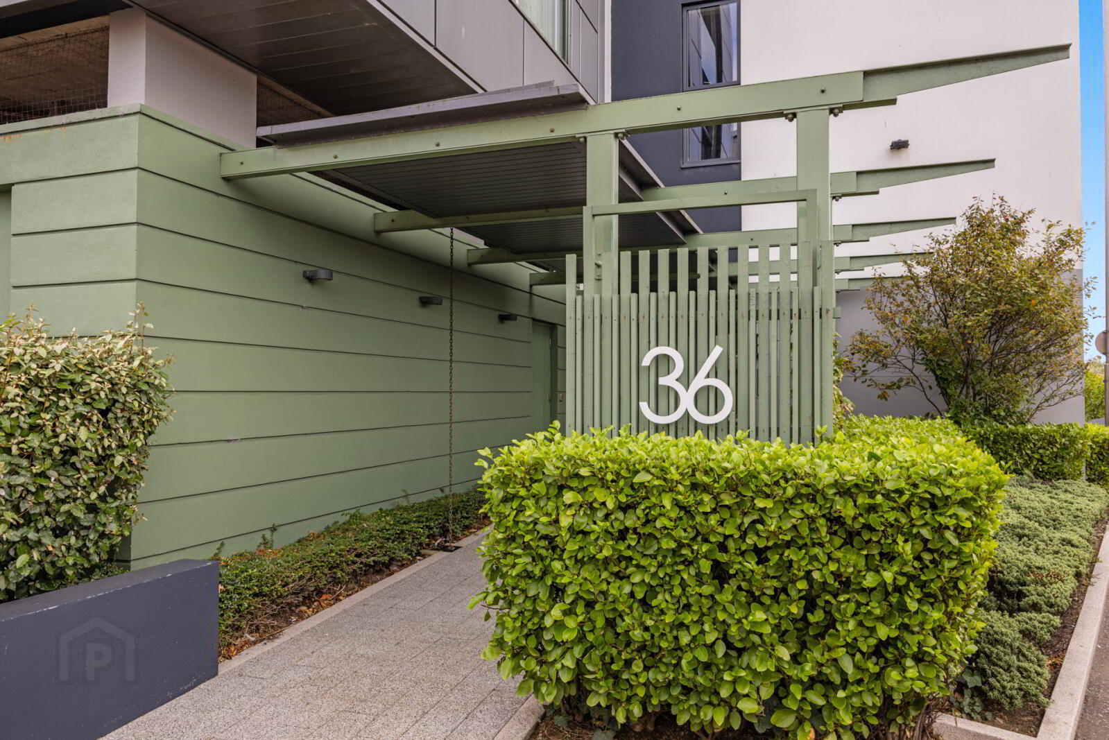 Apartment 1.1 Front 36 Shore Road 3 of 32