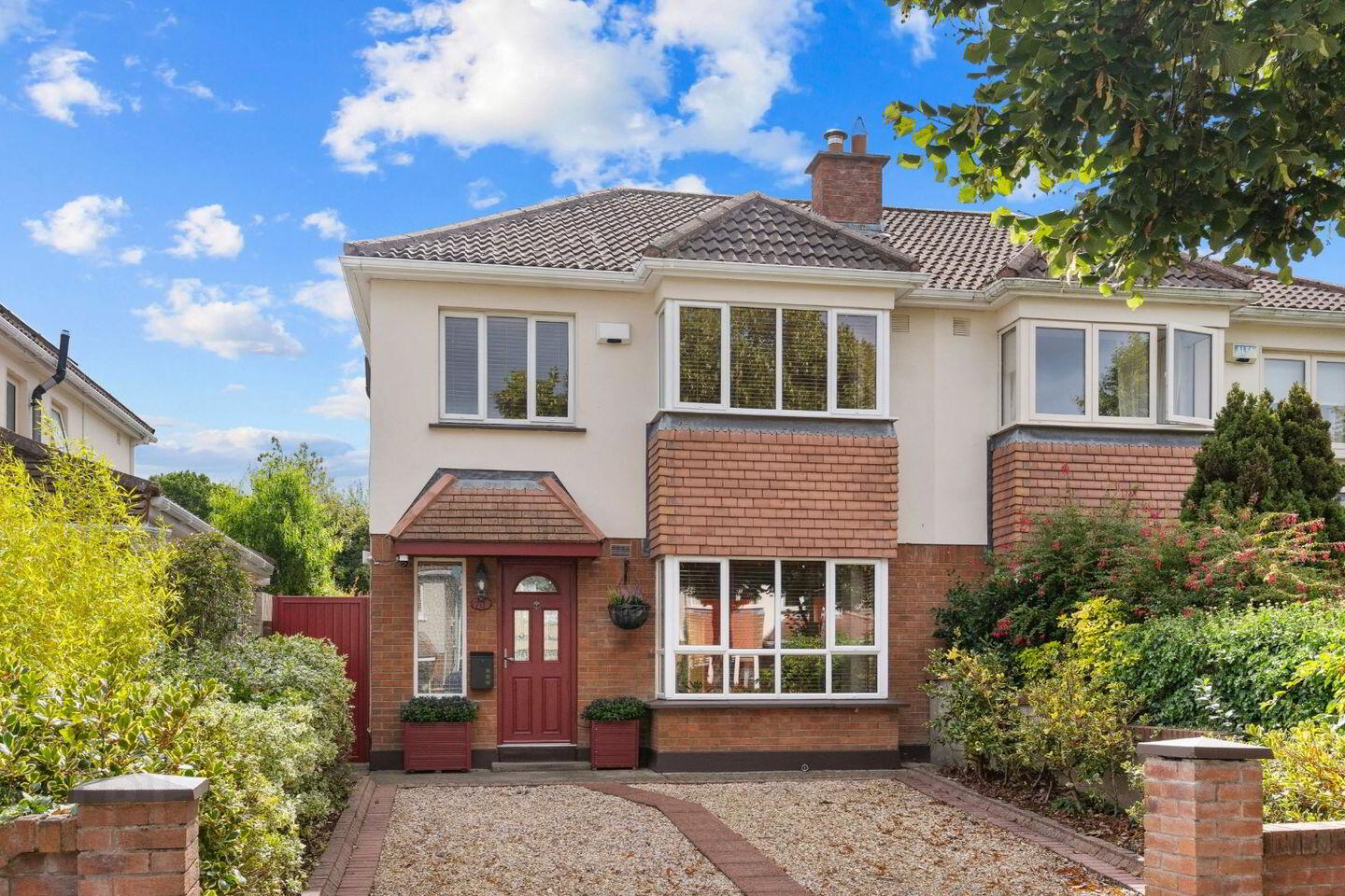 70 Templeroan Avenue 1 of 16